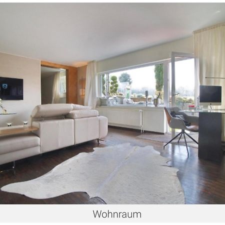 Beste Lage In Bochum Sehr Hochwertige, Individuelle Wohnung Als Hotelalternative Mit Suedterrasse, Pkw-Stellplatz, Wallbox U.V.M. ภายนอก รูปภาพ